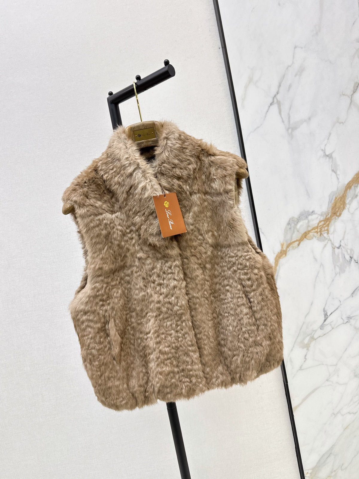 26FW New Solid-Color Stand-Collar Rabbit Fur Vest 🤎