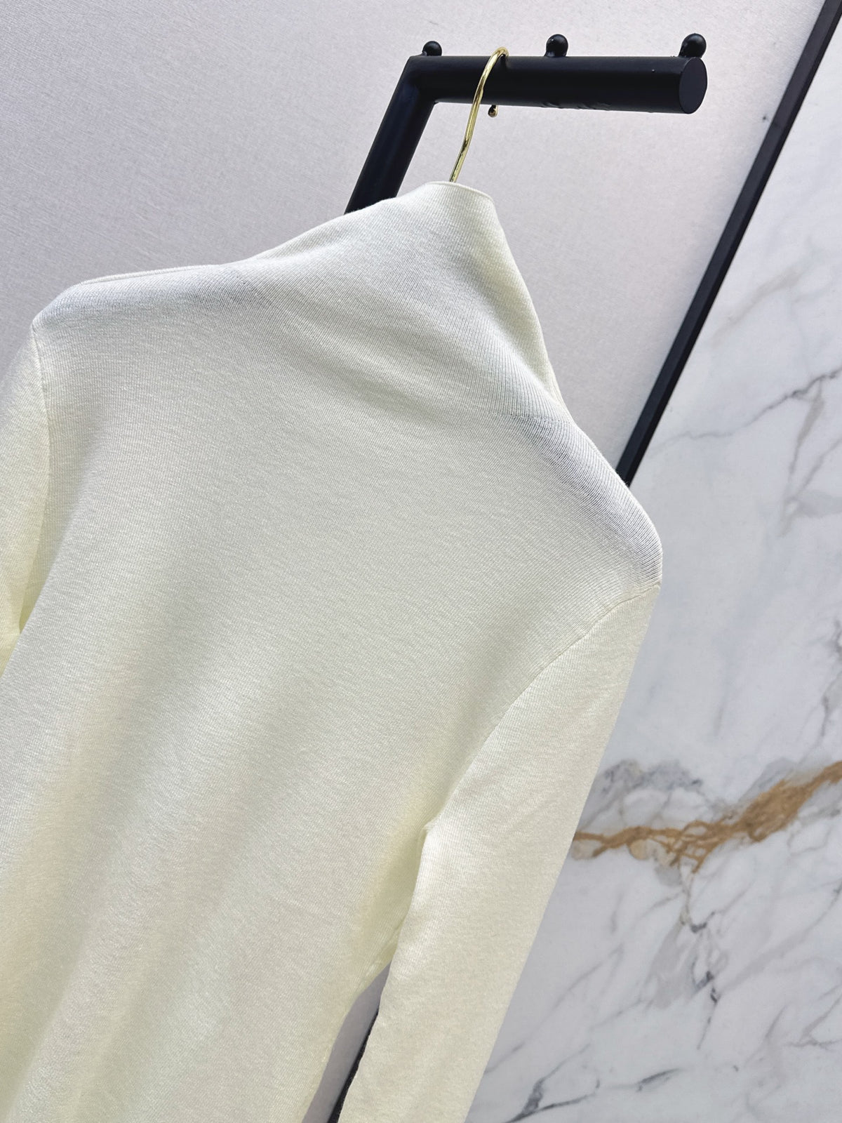 26FW New Turtleneck Base Layer 🤍🤎🖤