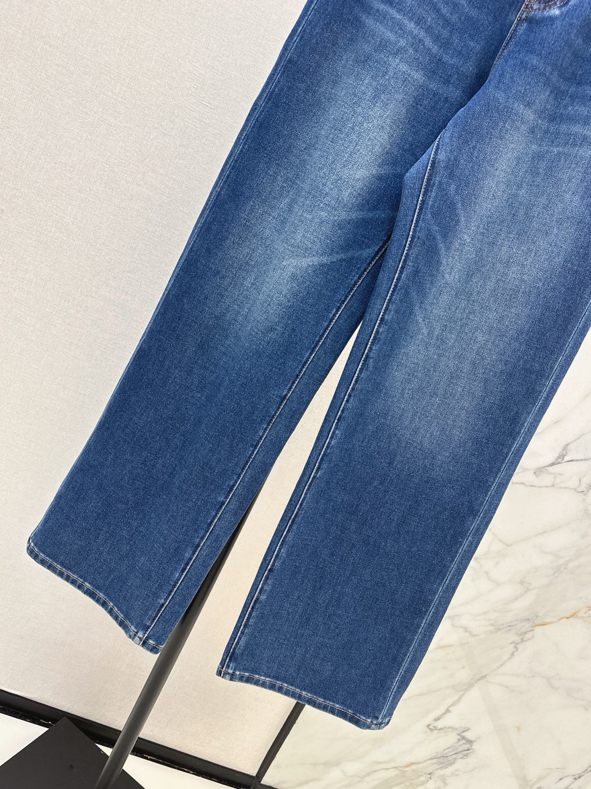 26FW New Straight-Leg Jeans 🩵🖤