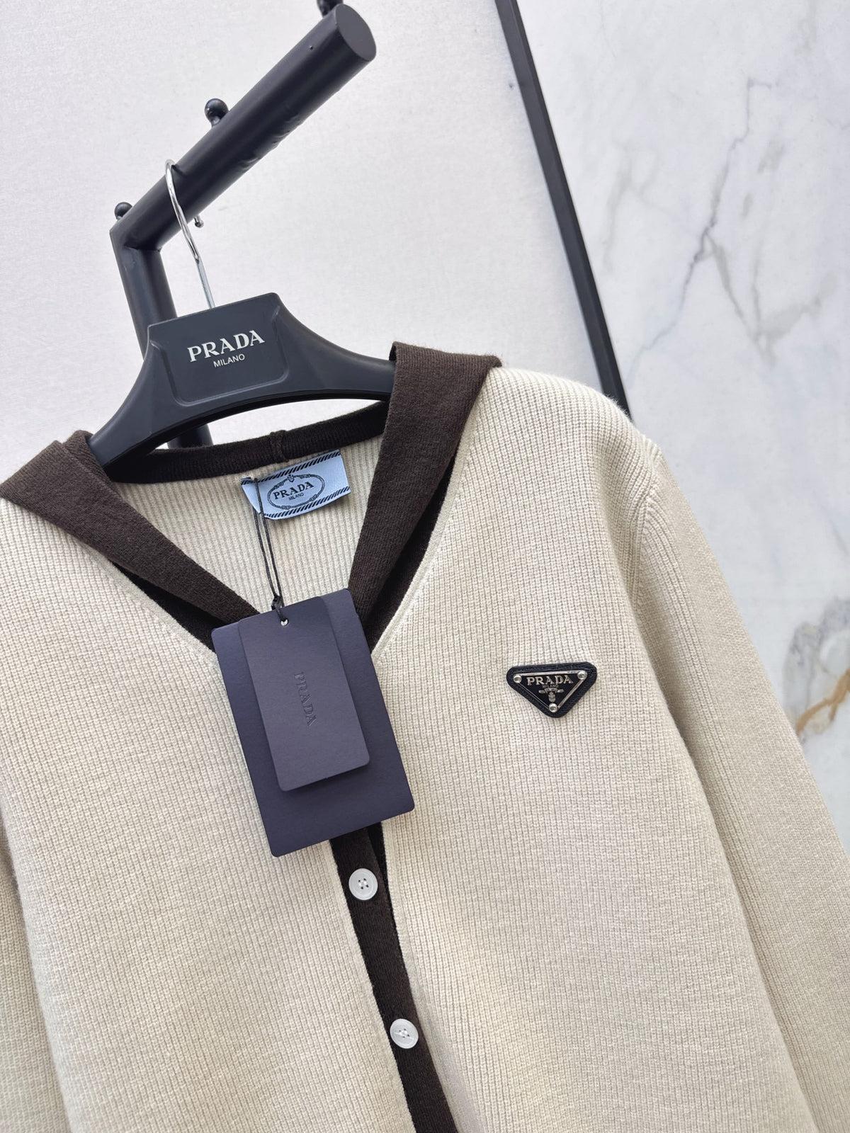 26FW New Color-Block Hooded Knit Cardigan 🤍🤎