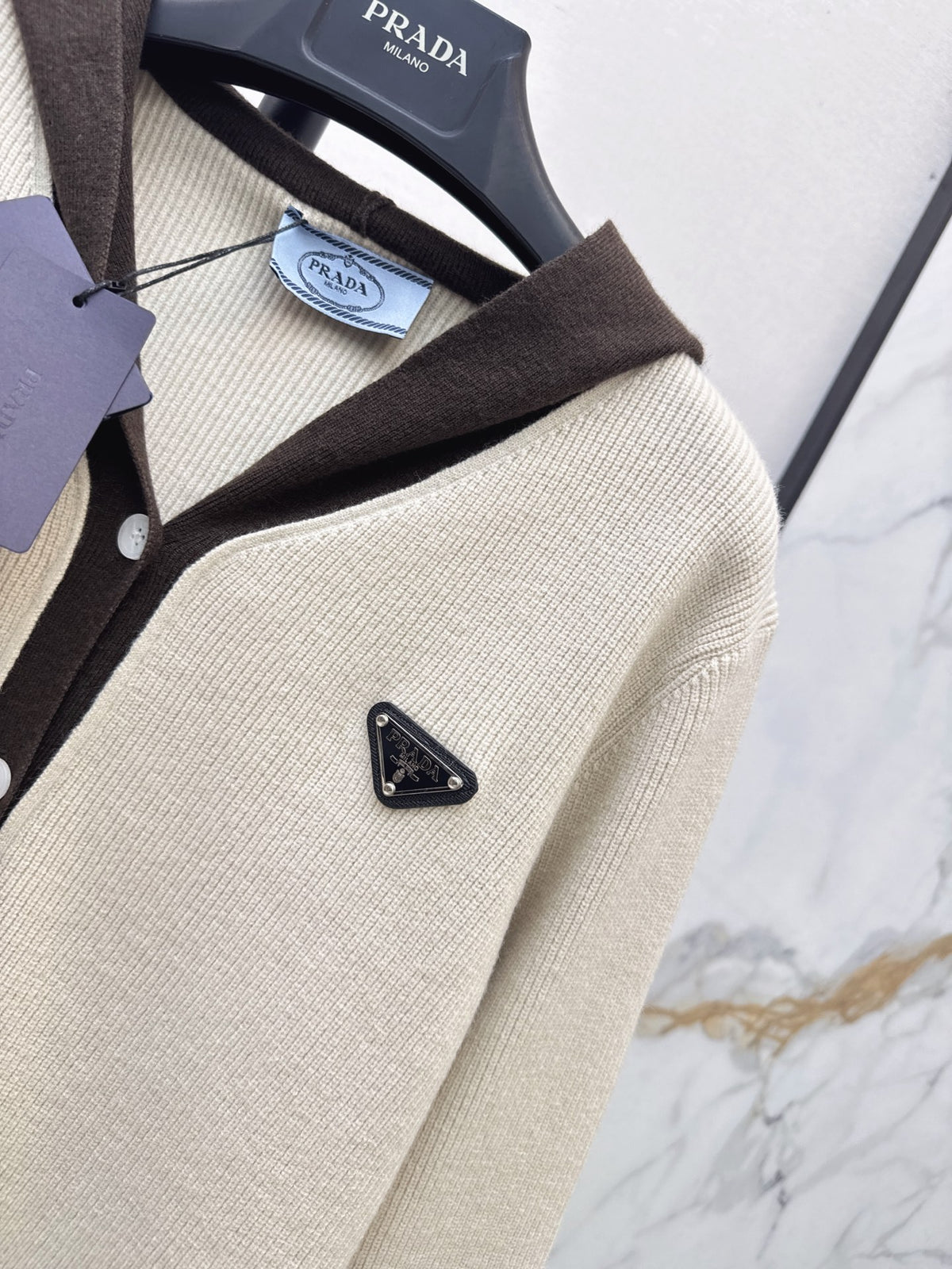 26FW New Color-Block Hooded Knit Cardigan 🤍🤎