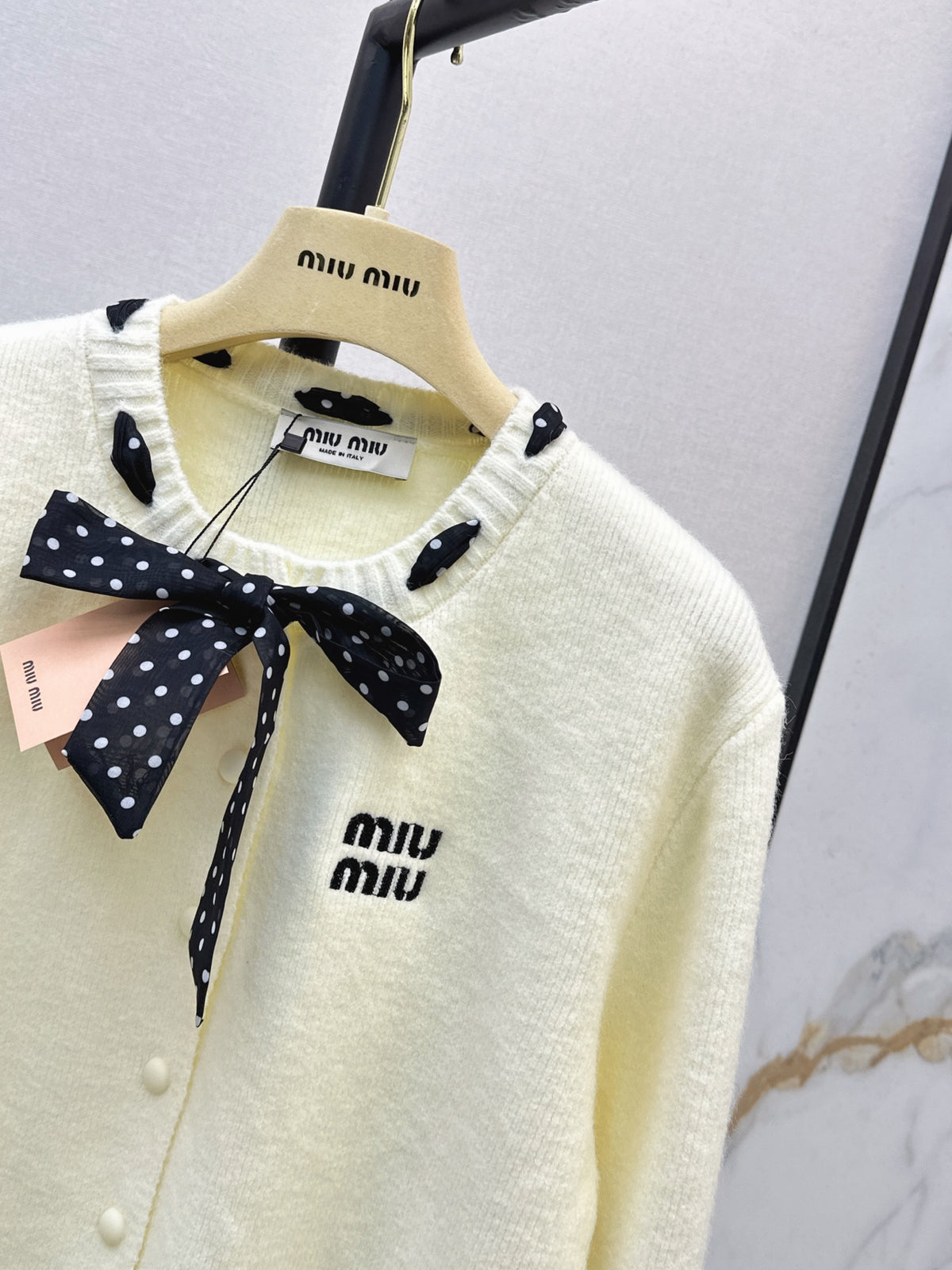 🎄Xmas🎄26FW New Polka-Dot Silk-Scarf-Detail Crewneck Cardigan 🤍❤️