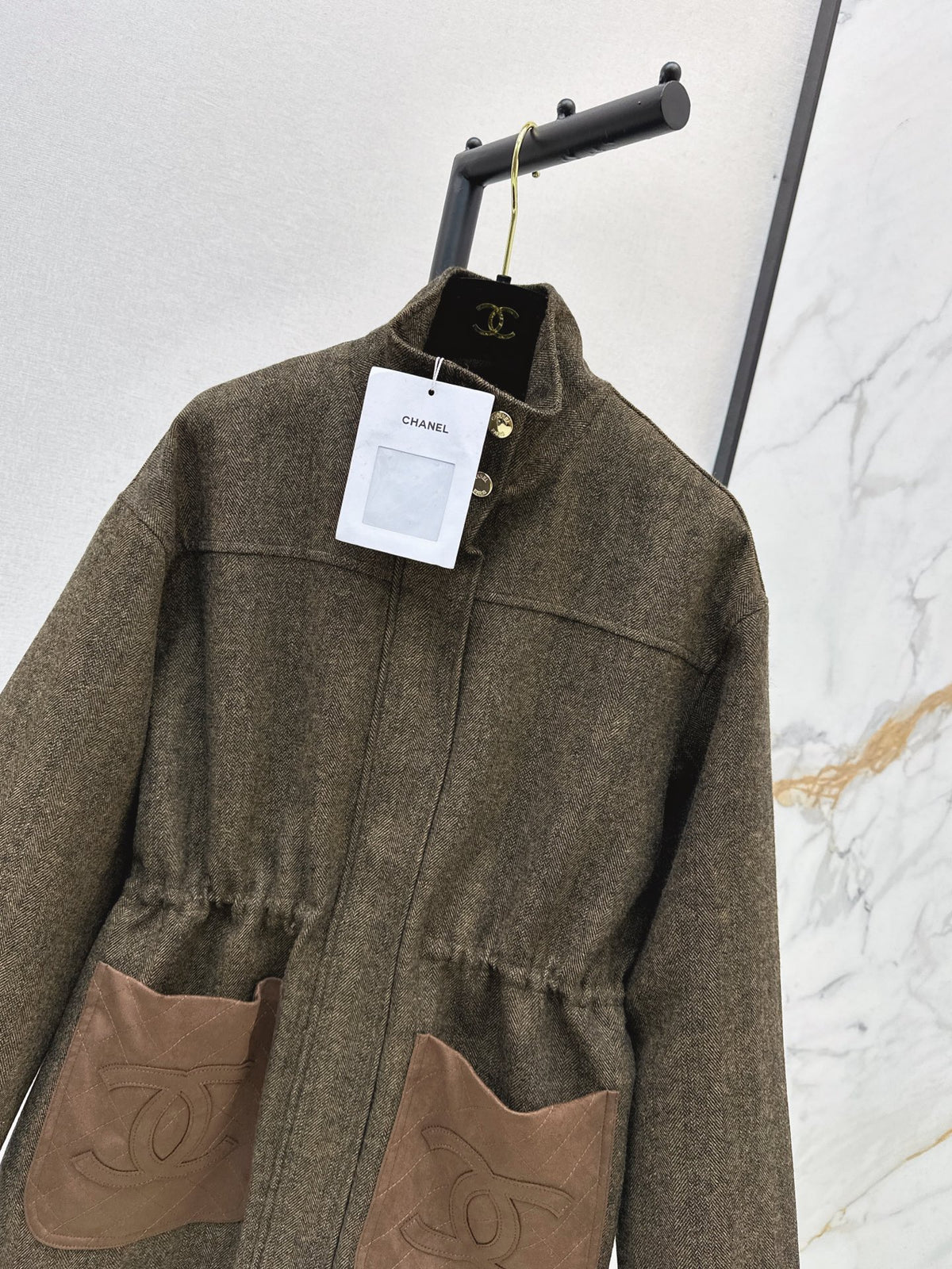 26FW New Drawstring-Waist Stand-Collar Jacket 🤎