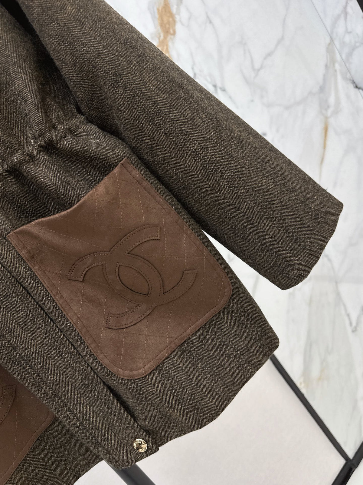 26FW New Drawstring-Waist Stand-Collar Jacket 🤎