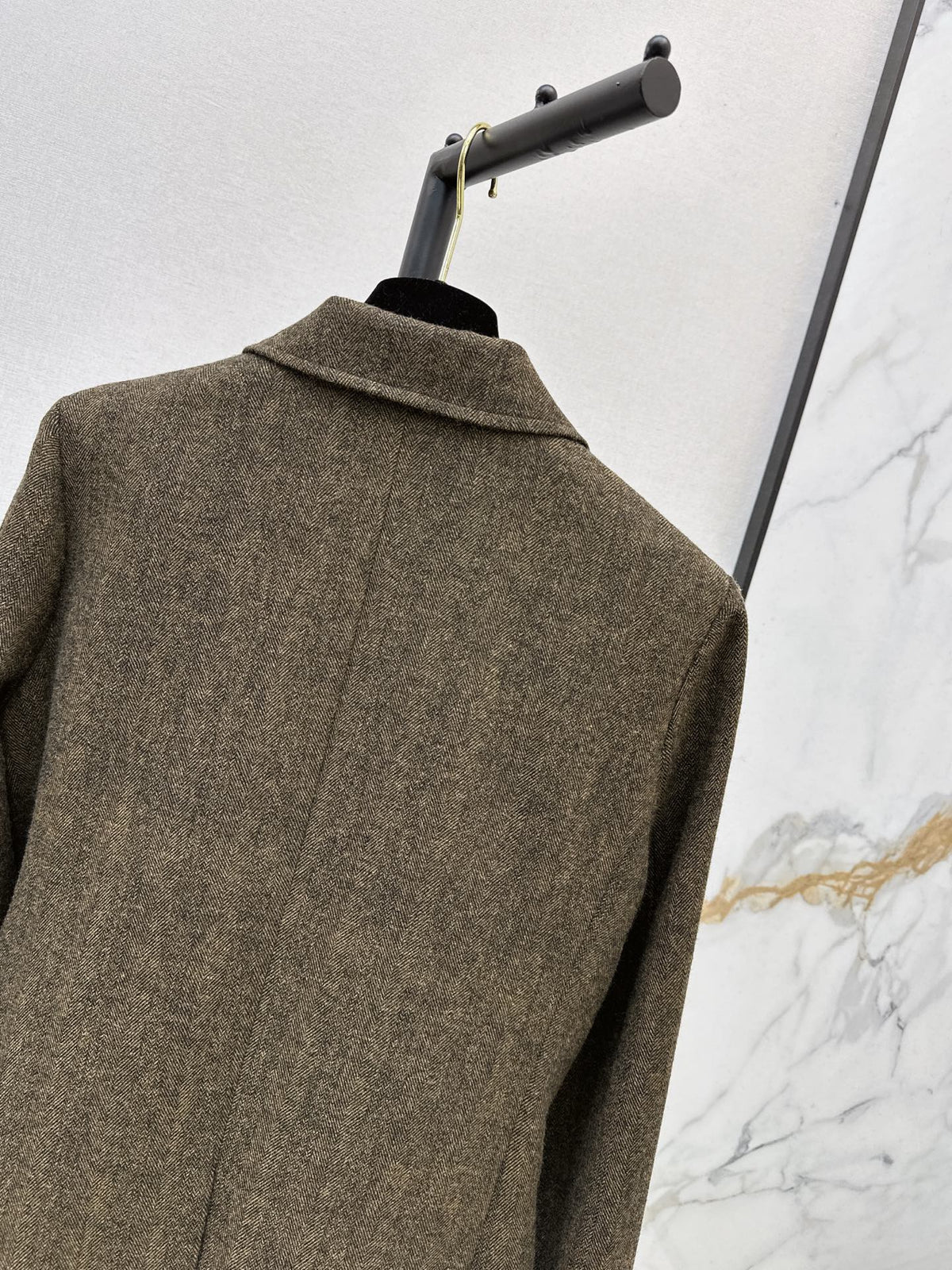 26FW New Oversized Blazer with Contrast-Color Pocket Detail 🤎