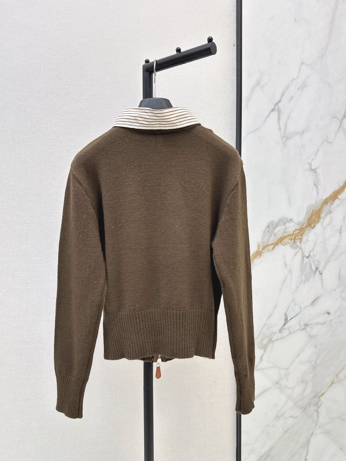 26FW New Patchwork-Design Collared Sweater🤍🤎