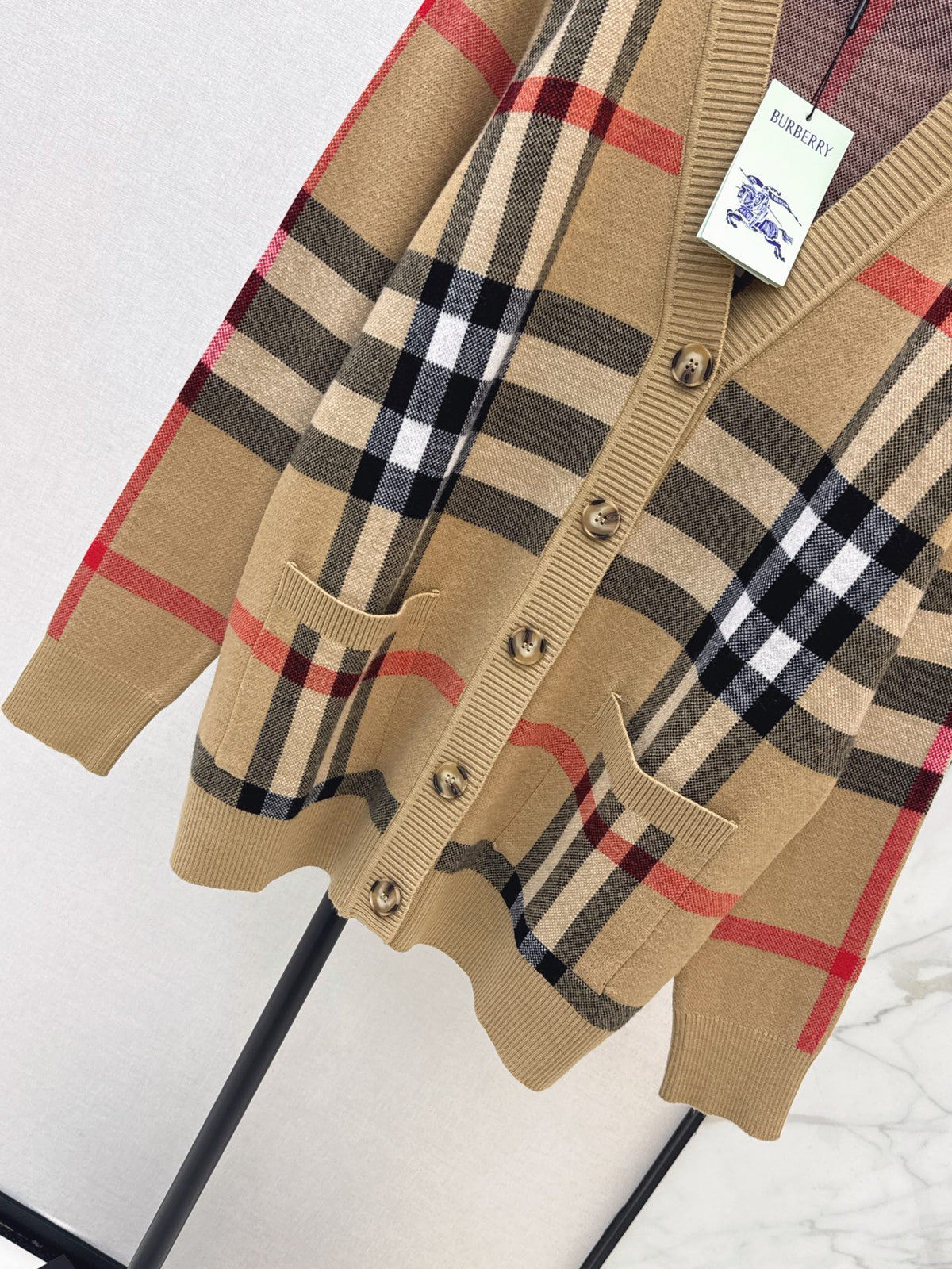 26FW New V-neck Vintage Plaid Wool Knit Cardigan 🤎