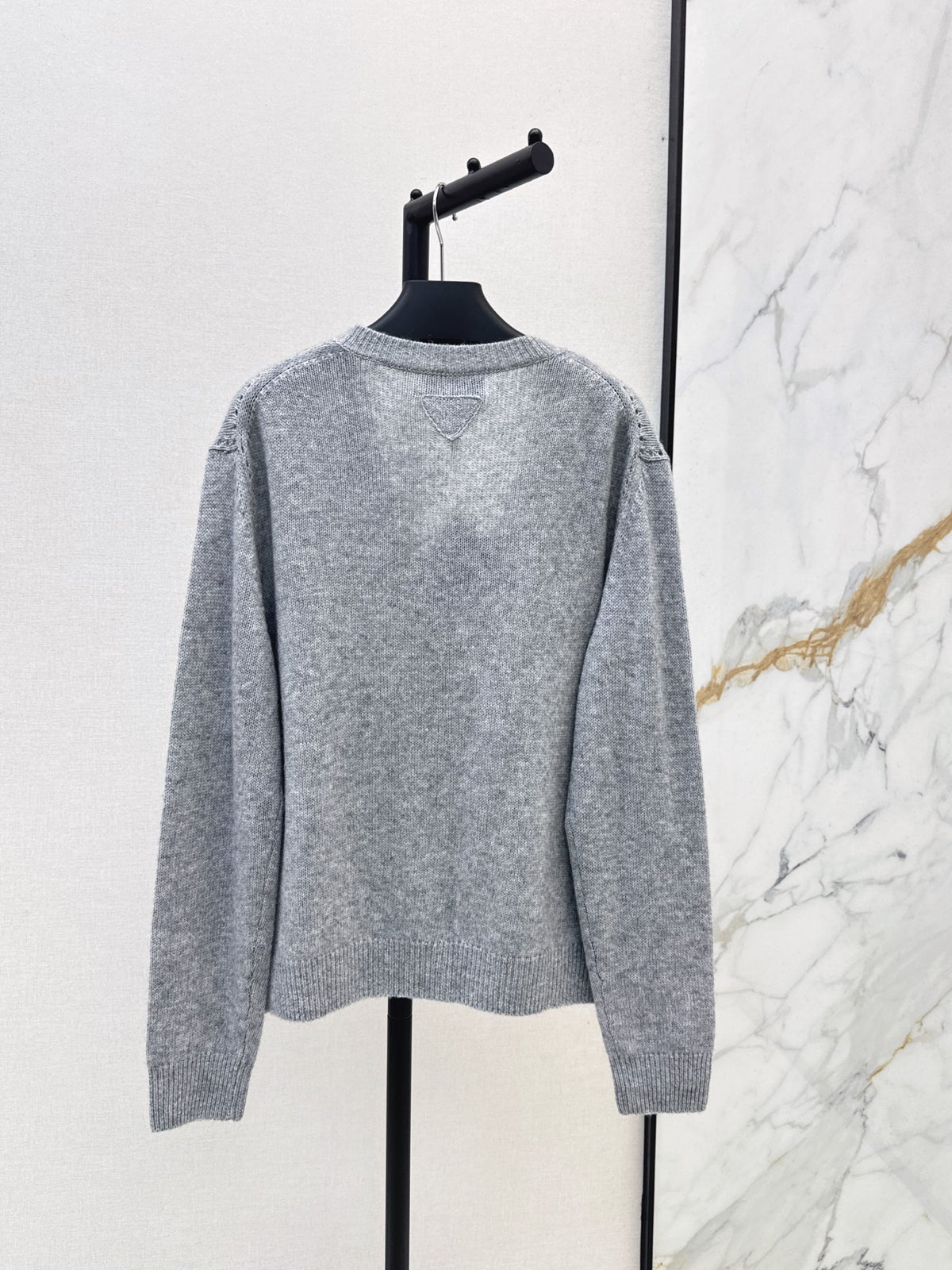 26FW New Grey V-Neck Cropped Knit Cardigan 🩶