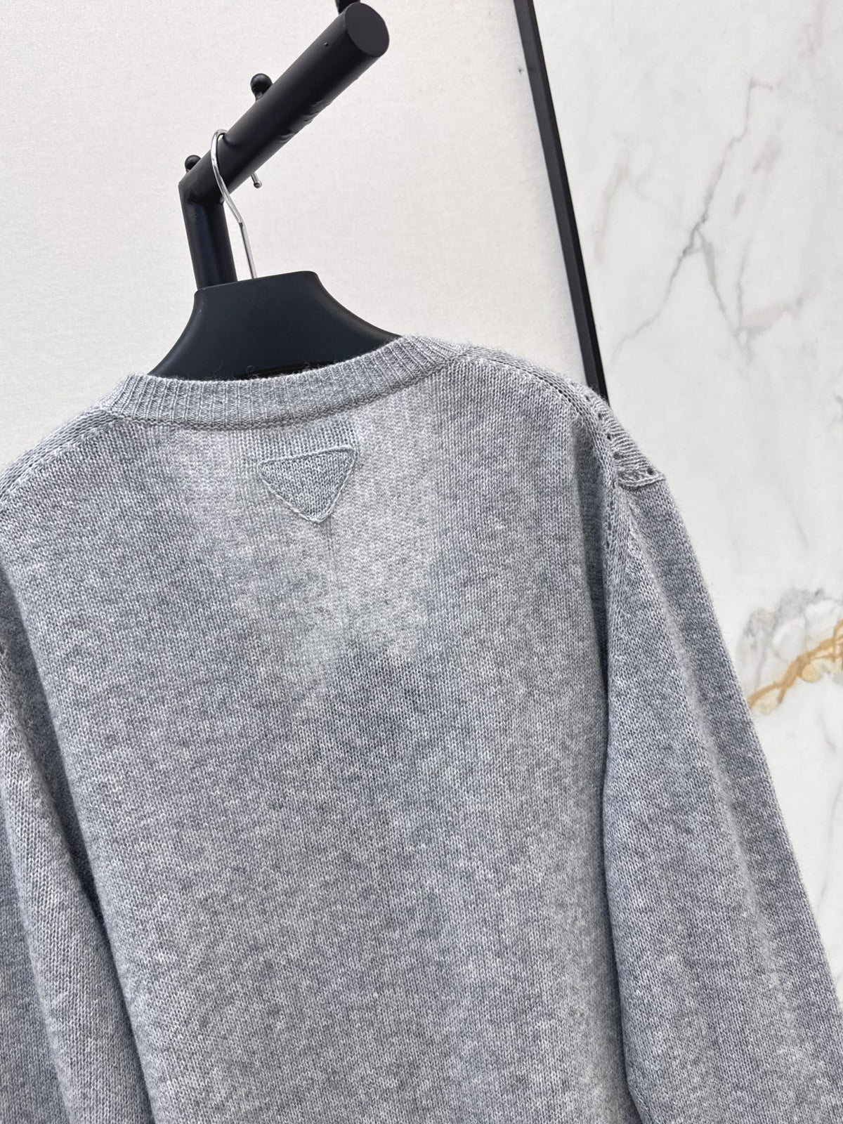 26FW New Grey V-Neck Cropped Knit Cardigan 🩶