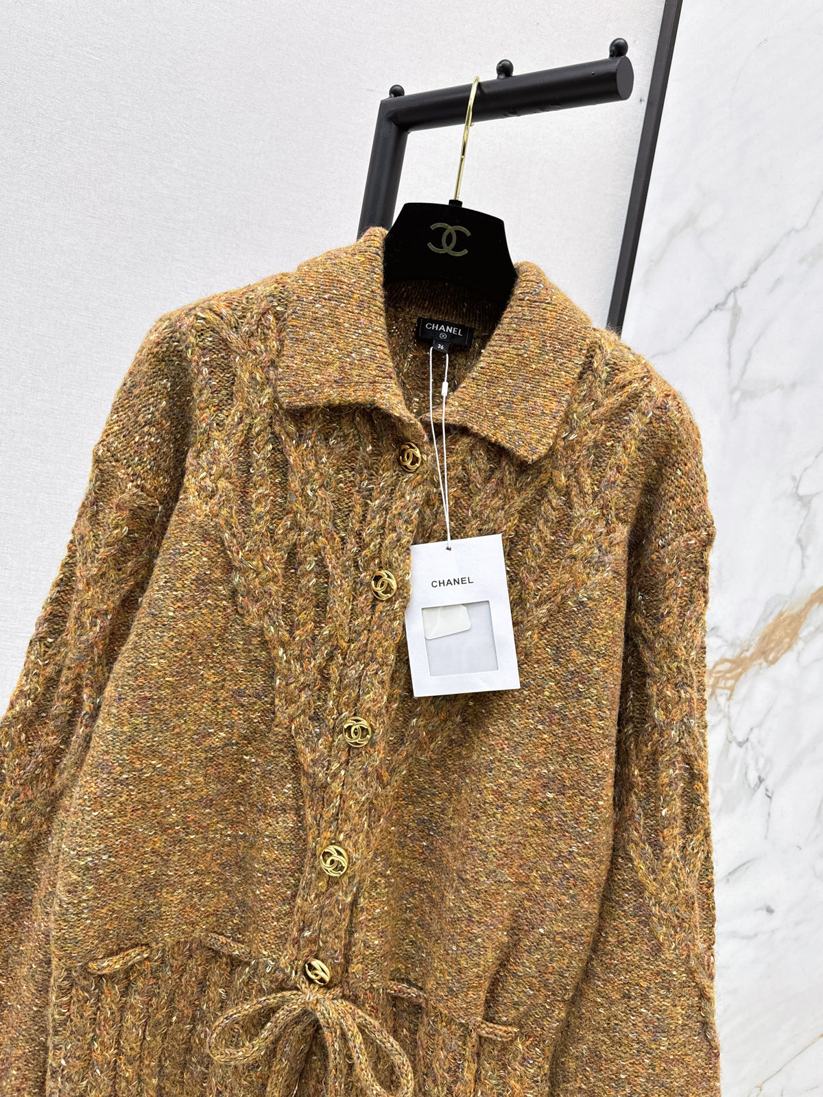 26FW New Collared Knit Cardigan 🤎