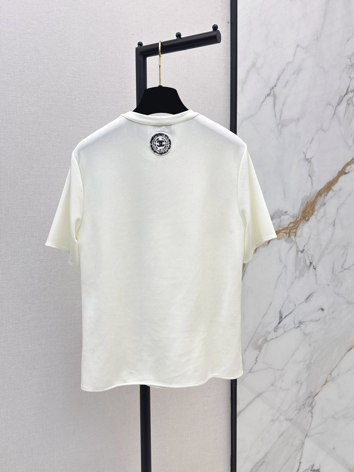 26FW New "Coco Girl" Embroidered Crew-Neck Short-Sleeve T-Shirt 🤍🖤