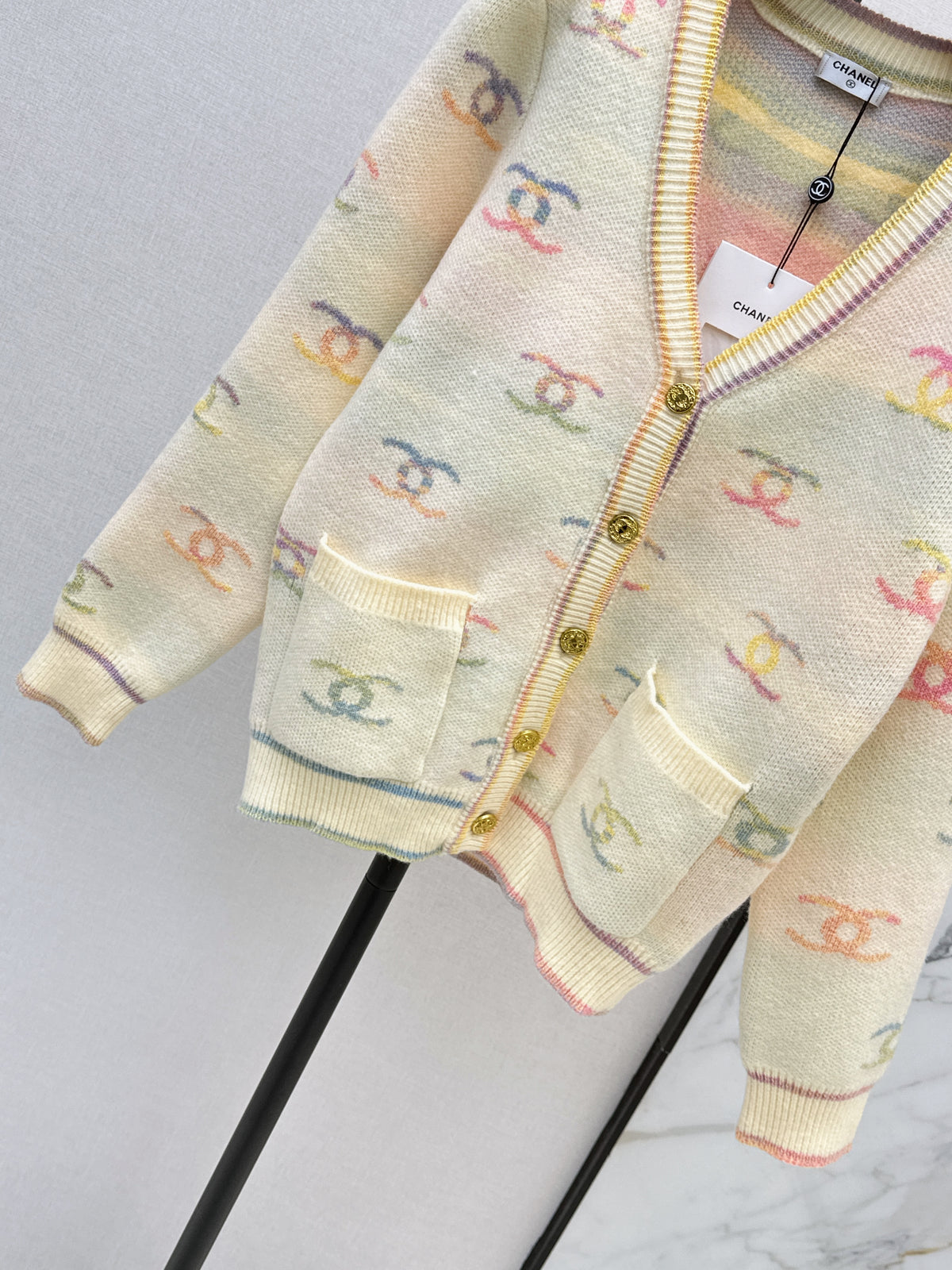 26FW New Logo Jacquard Cardigan 🤍