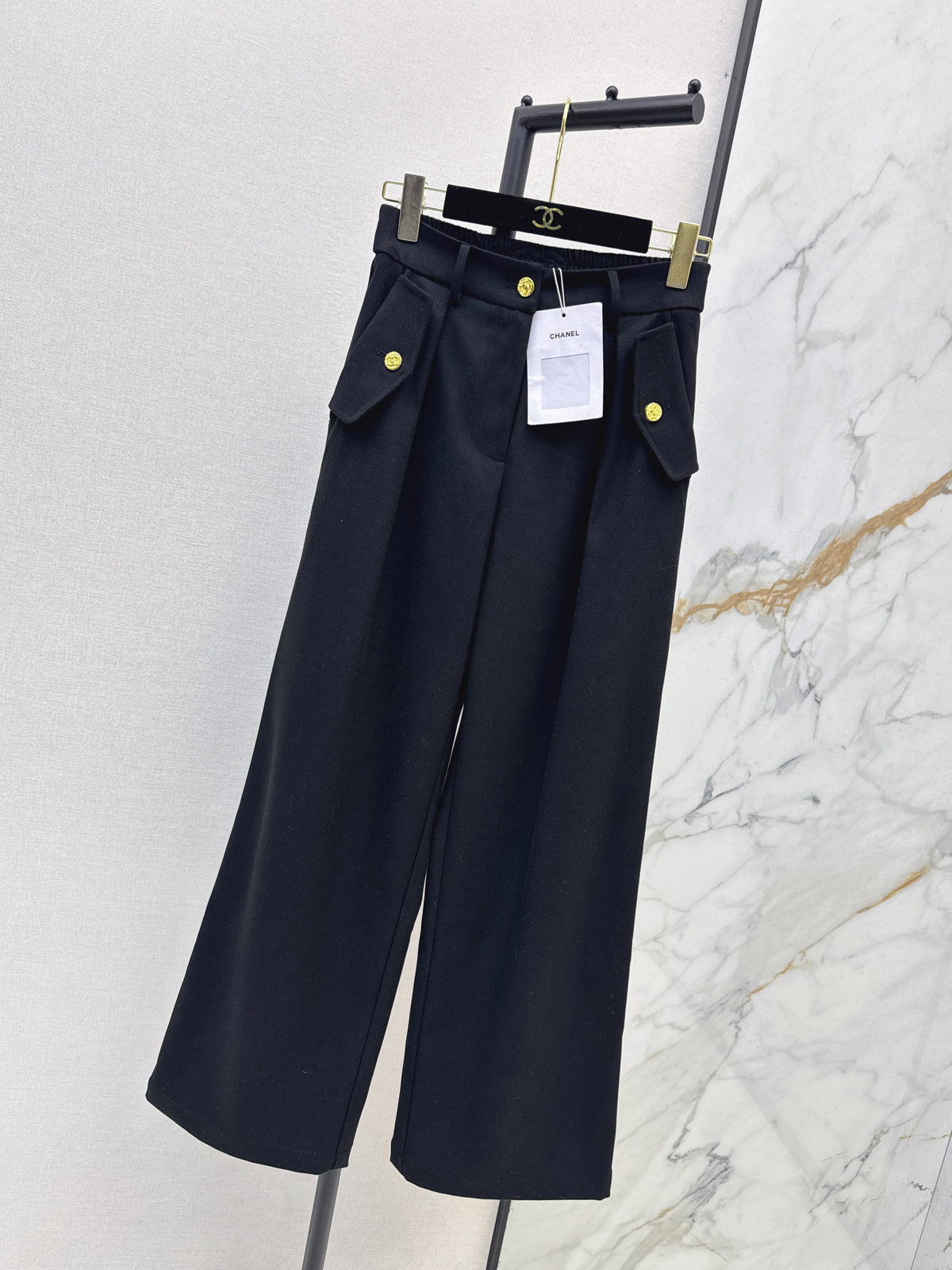 26FW New Straight-Leg Trousers with Dual Pocket Detailing 🩶🖤