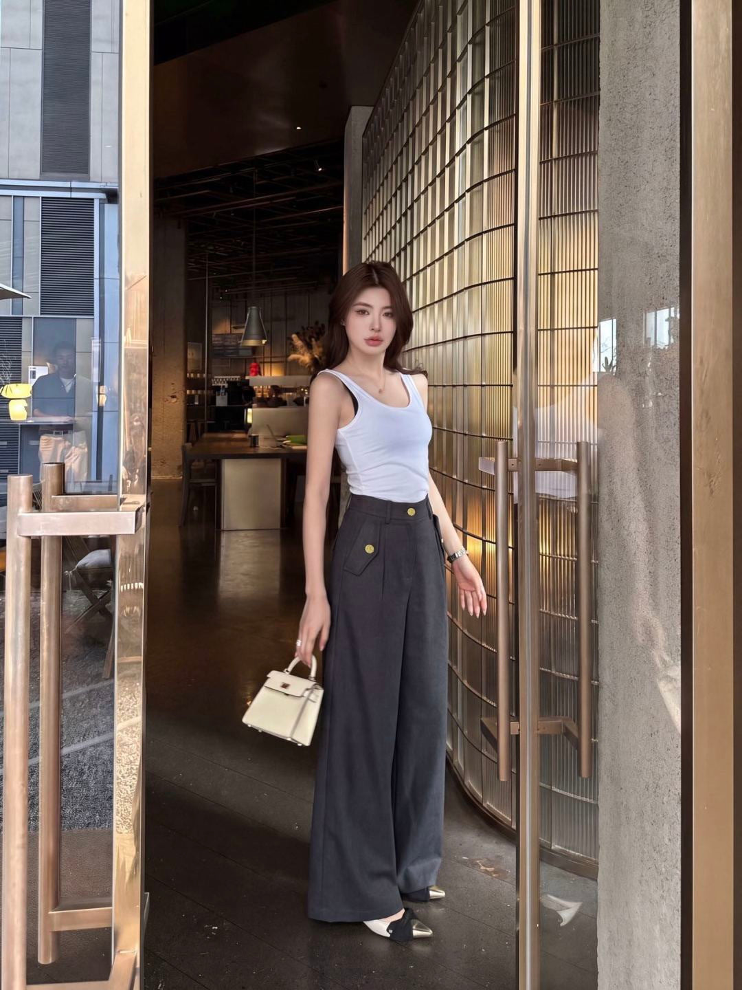 26FW New Straight-Leg Trousers with Dual Pocket Detailing 🩶🖤