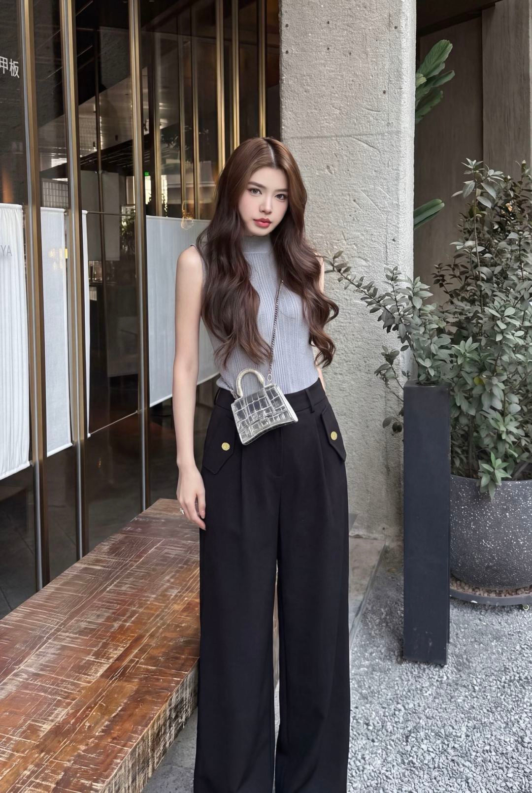 26FW New Straight-Leg Trousers with Dual Pocket Detailing 🩶🖤