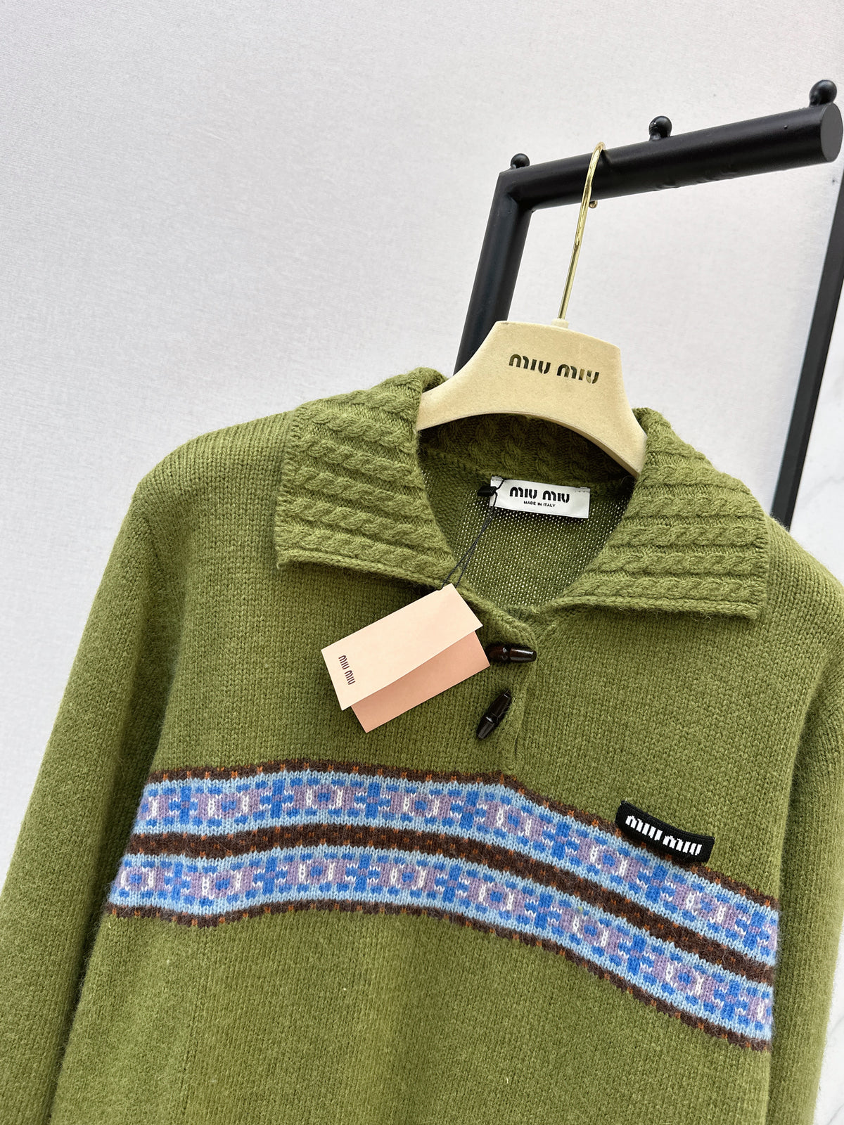 26FW New Collared Sweater 🤍💚