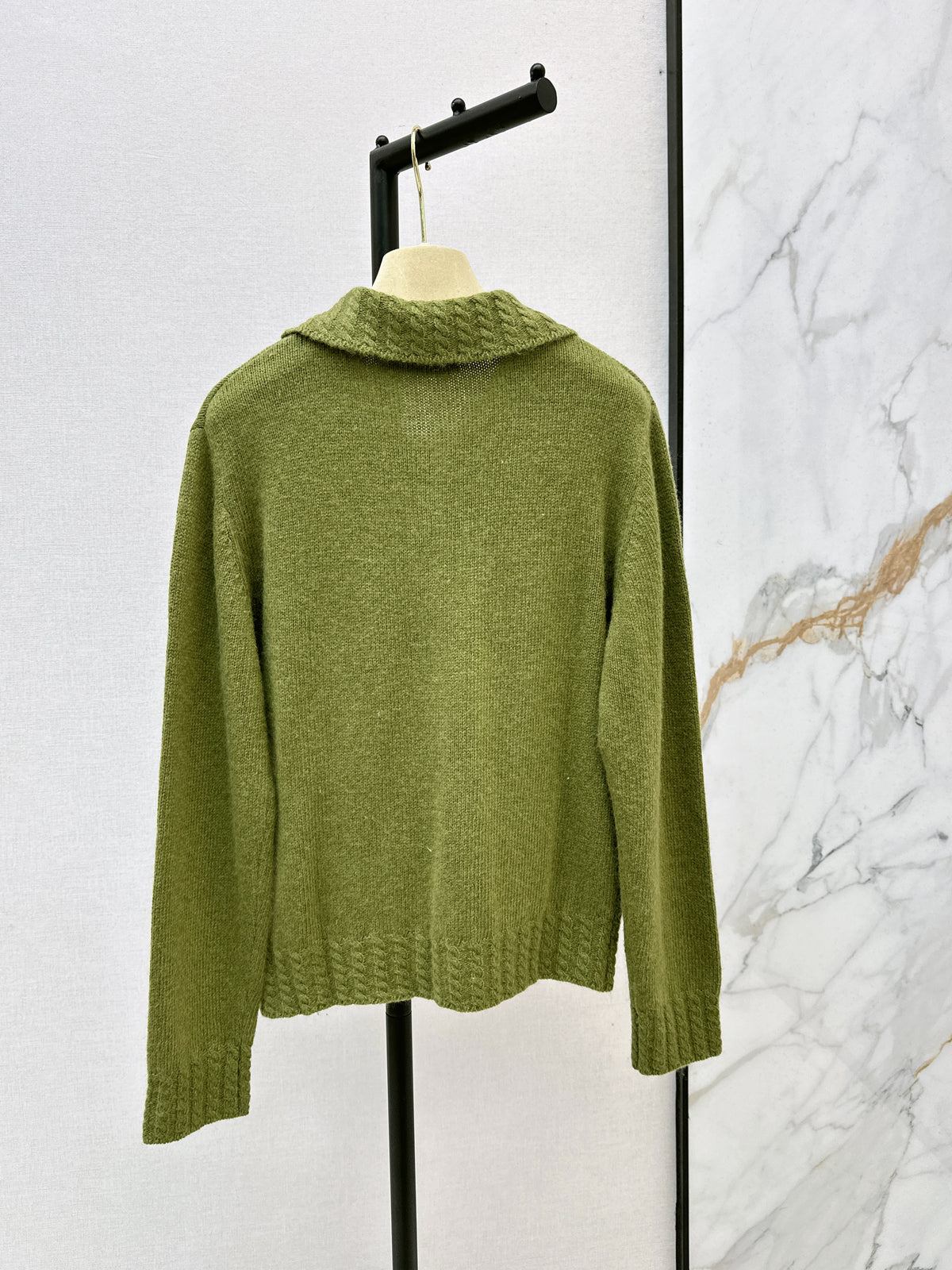 26FW New Collared Sweater 🤍💚