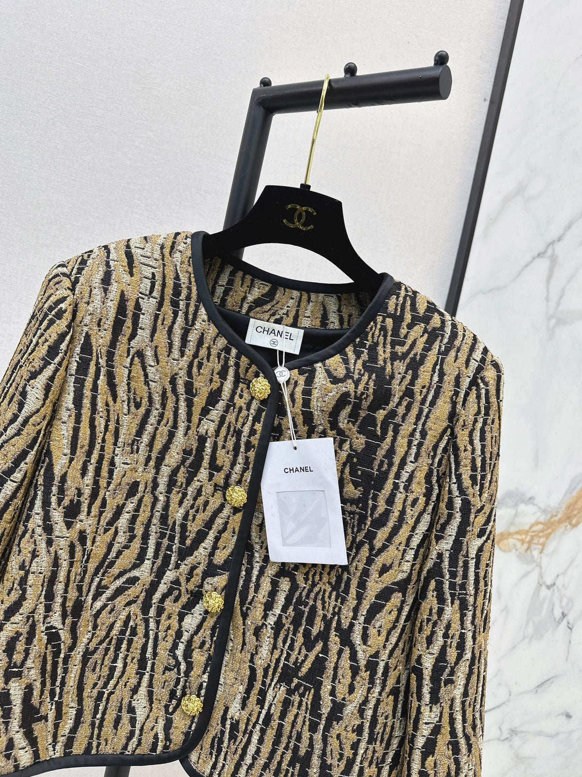 26FW New Crew-Neck Cropped Leopard-Print Jacket 🤎