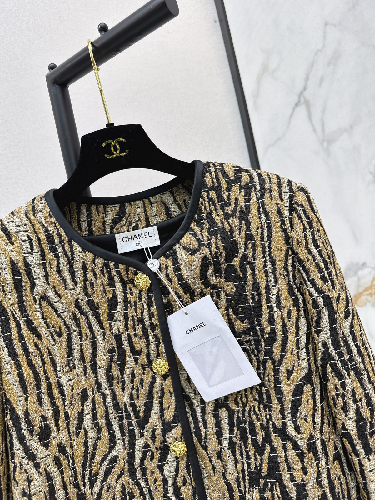 26FW New Crew-Neck Cropped Leopard-Print Jacket 🤎