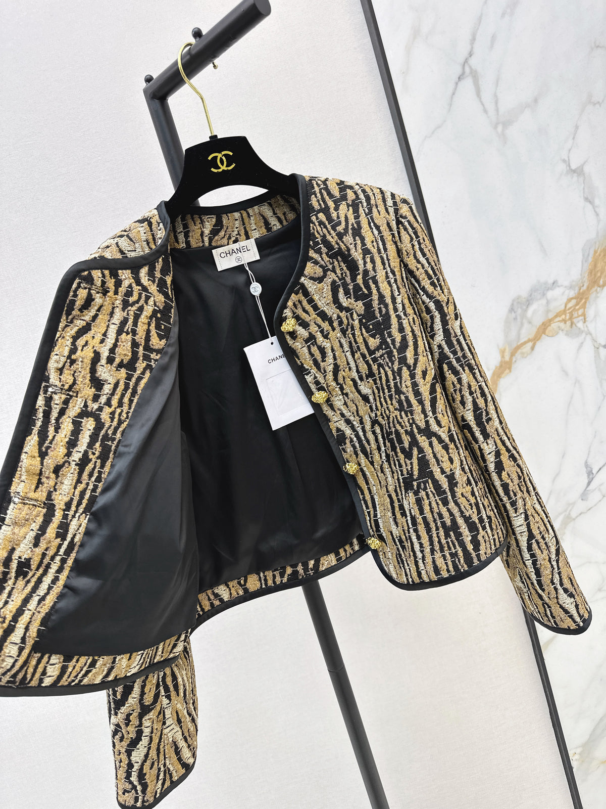 26FW New Crew-Neck Cropped Leopard-Print Jacket 🤎