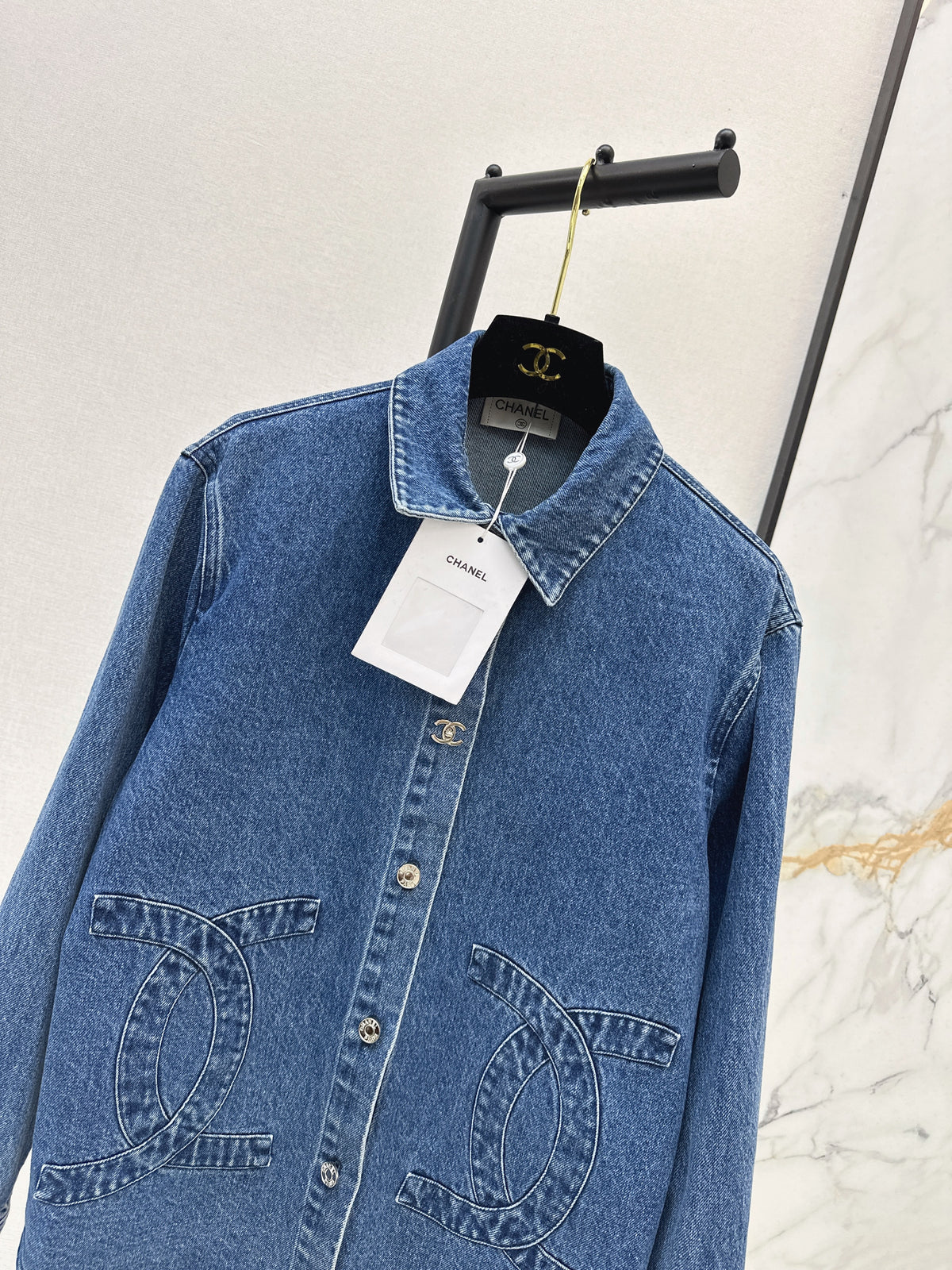 26FW Denim Shirt Jacket with New Logo Embellishment 🩵