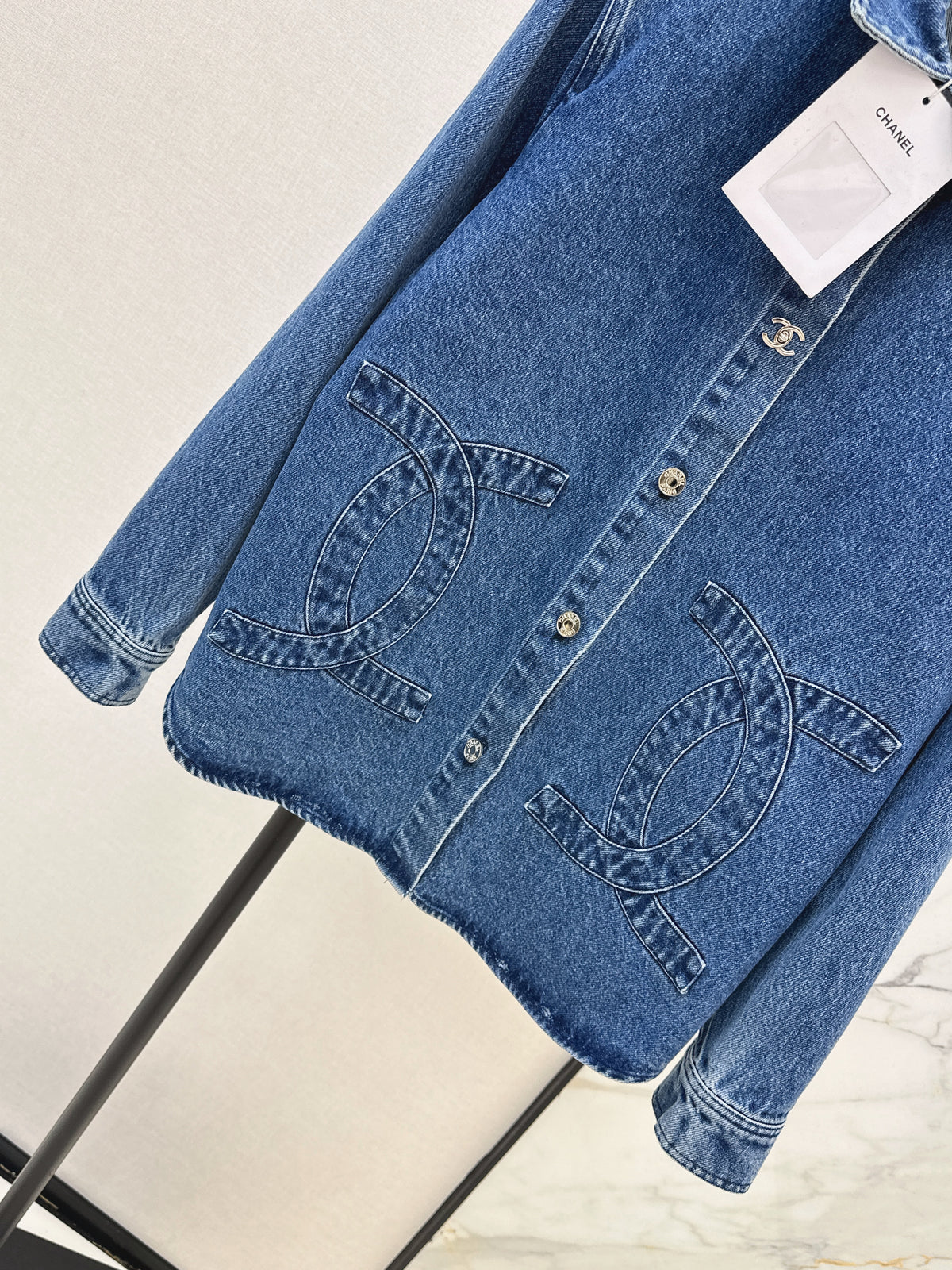 26FW Denim Shirt Jacket with New Logo Embellishment 🩵