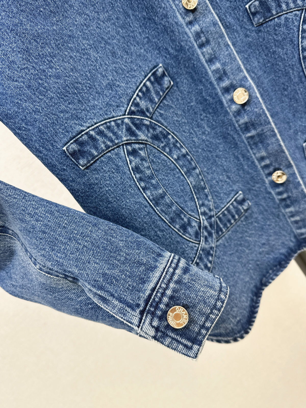 26FW Denim Shirt Jacket with New Logo Embellishment 🩵