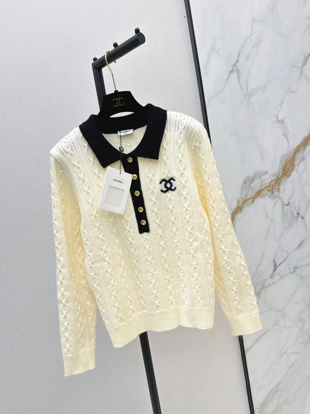 26FW New Collared Knit Top 🤍🖤