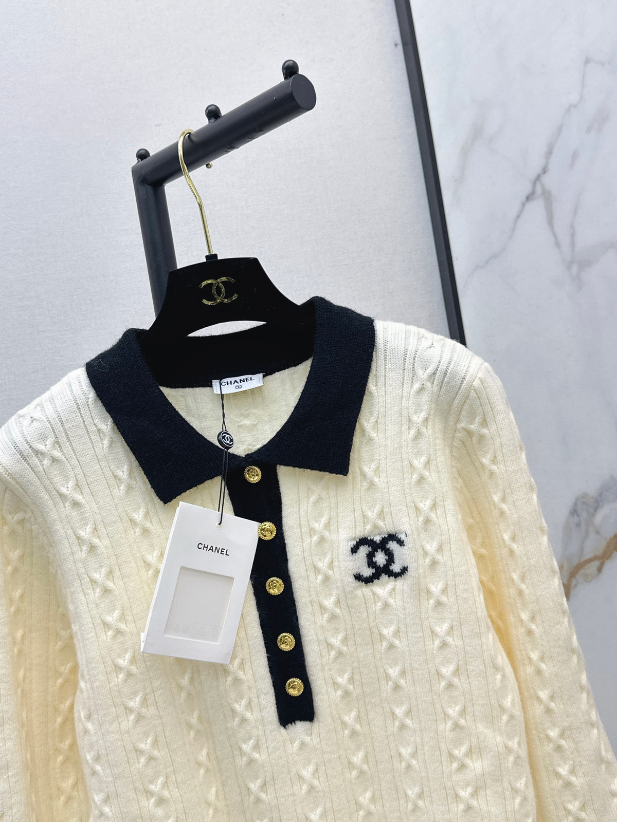 26FW New Collared Knit Top 🤍🖤