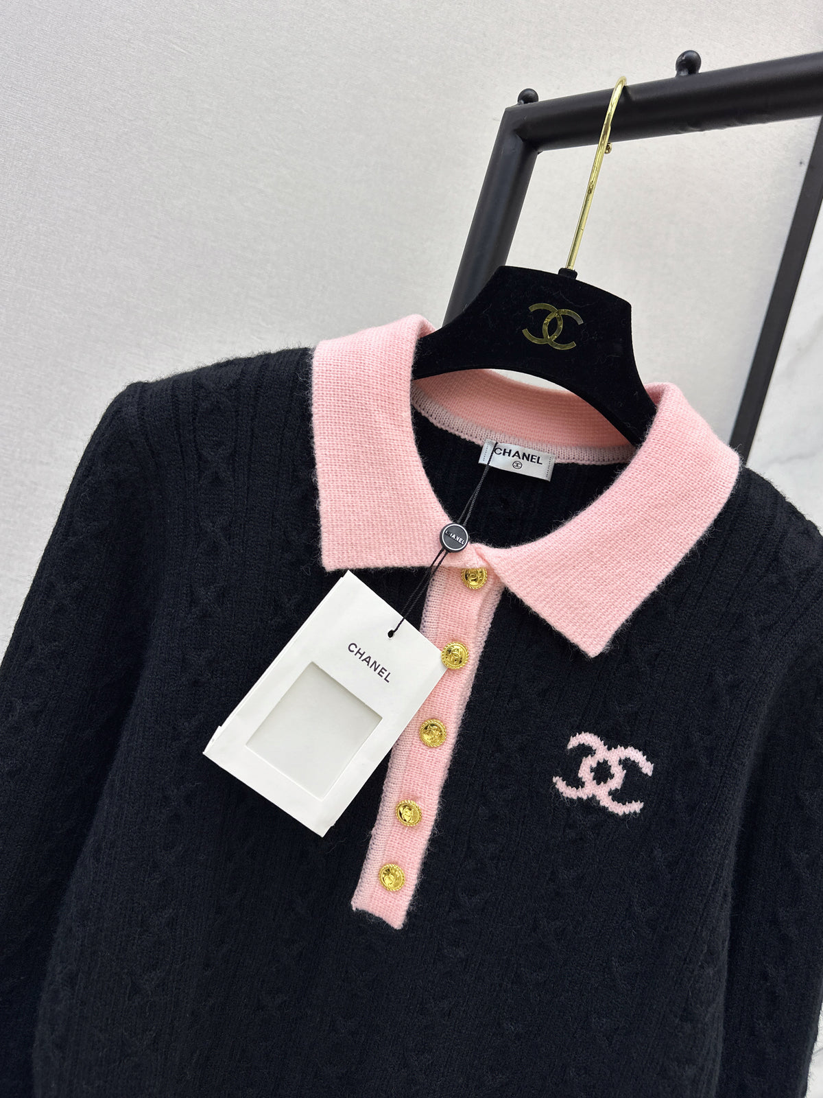 26FW New Collared Knit Top 🤍🖤